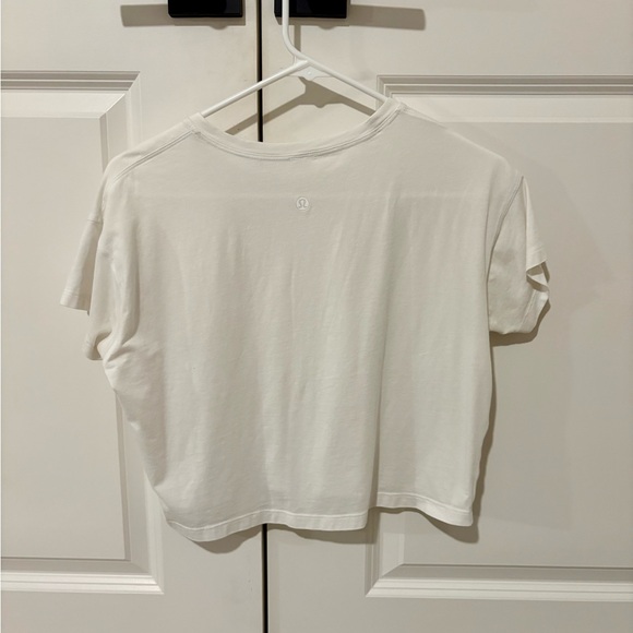 Lululemon White Cates T-shirt Size 6 - Picture 3 of 5